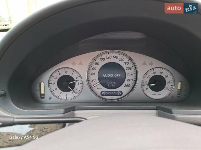 Чорний Мерседес Е-Клас, об'ємом двигуна 3 л та пробігом 165 тис. км за 9950 $, фото 19 на Automoto.ua