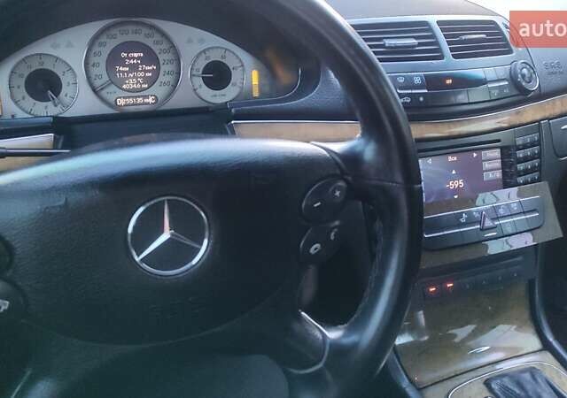 Черный Мерседес Е-Класс, объемом двигателя 3 л и пробегом 256 тыс. км за 9000 $, фото 13 на Automoto.ua