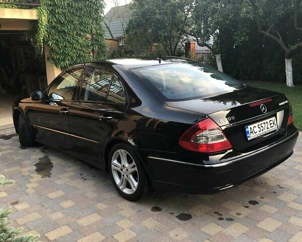 Черный Мерседес Е-Класс, объемом двигателя 1.8 л и пробегом 205 тыс. км за 9999 $, фото 20 на Automoto.ua