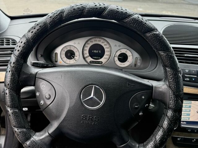 Черный Мерседес Е-Класс, объемом двигателя 0 л и пробегом 350 тыс. км за 4700 $, фото 11 на Automoto.ua