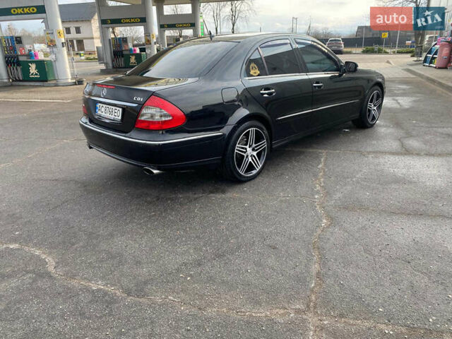 Чорний Мерседес Е-Клас, об'ємом двигуна 2.15 л та пробігом 370 тис. км за 10800 $, фото 1 на Automoto.ua