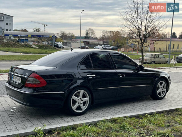 Черный Мерседес Е-Класс, объемом двигателя 3 л и пробегом 400 тыс. км за 8000 $, фото 7 на Automoto.ua