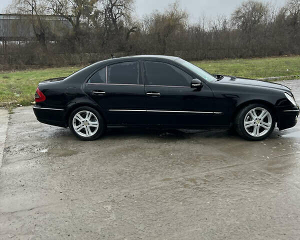 Чорний Мерседес Е-Клас, об'ємом двигуна 2.99 л та пробігом 250 тис. км за 7500 $, фото 9 на Automoto.ua