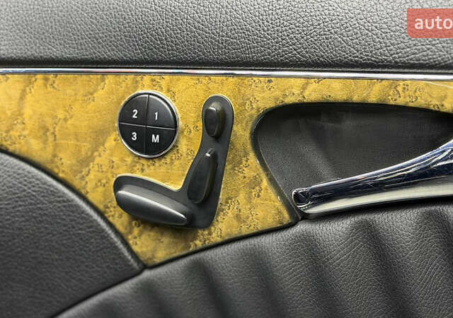 Чорний Мерседес Е-Клас, об'ємом двигуна 5.46 л та пробігом 356 тис. км за 26000 $, фото 27 на Automoto.ua