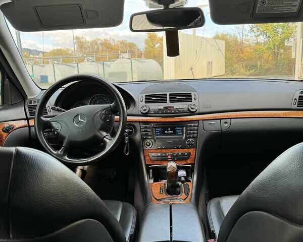 Мерседес Е-Клас 2006 у Турке на Automoto.ua Чорний Мерседес Е-Клас, об'ємом двигуна 2.99 л та пробігом 311 тис. км за 8000 $, фото 18 на Automoto.ua