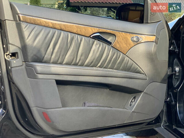 Мерседес Е-Класс 2006 в Ивано-Франковске на Automoto.ua Черный Мерседес Е-Класс, объемом двигателя 3 л и пробегом 326 тыс. км за 8200 $, фото 65 на Automoto.ua