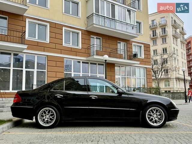 Черный Мерседес Е-Класс, объемом двигателя 2.1 л и пробегом 221 тыс. км за 7800 $, фото 2 на Automoto.ua