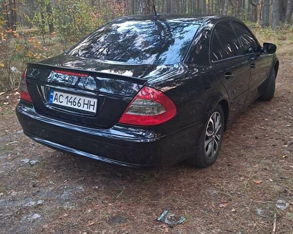 Мерседес Е-Класс 2007 в Маневичах на Automoto.ua Черный Мерседес Е-Класс, объемом двигателя 2.2 л и пробегом 340 тыс. км за 8650 $, фото 6 на Automoto.ua