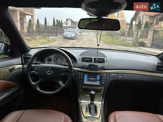 Черный Мерседес Е-Класс, объемом двигателя 2.15 л и пробегом 260 тыс. км за 11777 $, фото 29 на Automoto.ua