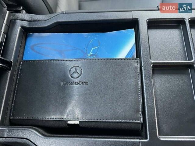 Чорний Мерседес Е-Клас, об'ємом двигуна 0 л та пробігом 228 тис. км за 12499 $, фото 22 на Automoto.ua