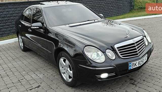 Черный Мерседес Е-Класс, объемом двигателя 2.2 л и пробегом 325 тыс. км за 9900 $, фото 66 на Automoto.ua