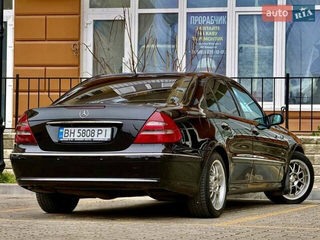 Черный Мерседес Е-Класс, объемом двигателя 2.1 л и пробегом 221 тыс. км за 7800 $, фото 56 на Automoto.ua