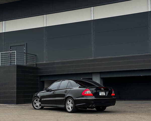 Черный Мерседес Е-Класс, объемом двигателя 3 л и пробегом 384 тыс. км за 9500 $, фото 6 на Automoto.ua