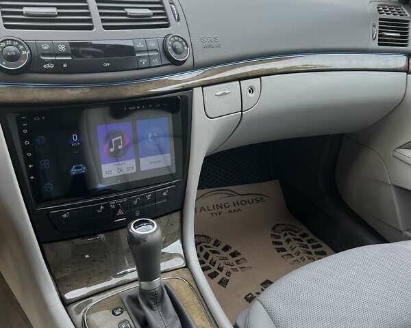 Мерседес Е-Клас 2007 у Одесі на Automoto.ua Чорний Мерседес Е-Клас, об'ємом двигуна 1.8 л та пробігом 273 тис. км за 9200 $, фото 11 на Automoto.ua