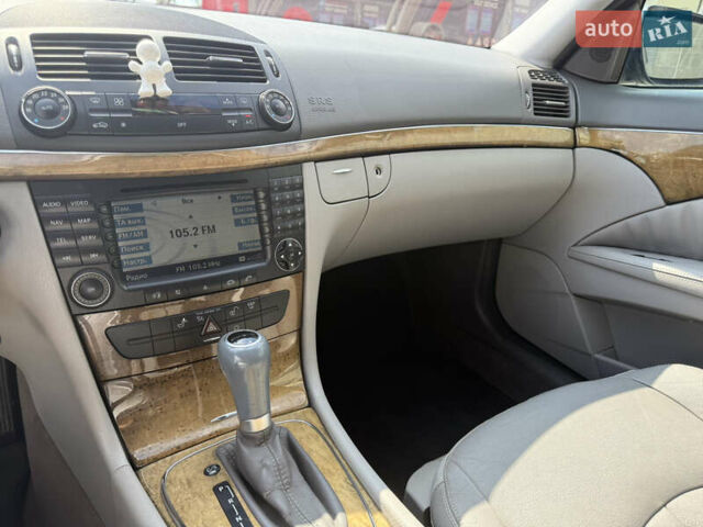 Чорний Мерседес Е-Клас, об'ємом двигуна 3 л та пробігом 230 тис. км за 8200 $, фото 8 на Automoto.ua