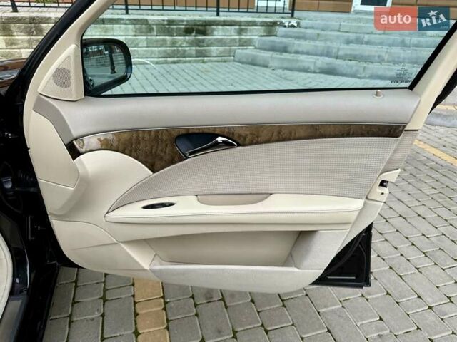 Черный Мерседес Е-Класс, объемом двигателя 2.1 л и пробегом 221 тыс. км за 7800 $, фото 79 на Automoto.ua