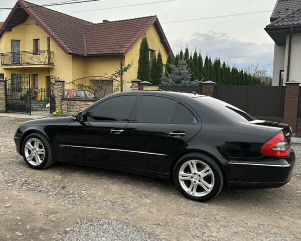 Черный Мерседес Е-Класс, объемом двигателя 2.15 л и пробегом 260 тыс. км за 11777 $, фото 15 на Automoto.ua