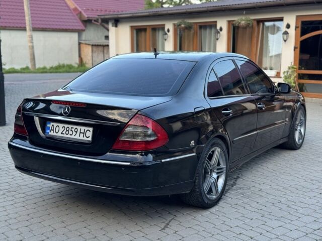 Черный Мерседес Е-Класс, объемом двигателя 2.1 л и пробегом 380 тыс. км за 6700 $, фото 4 на Automoto.ua