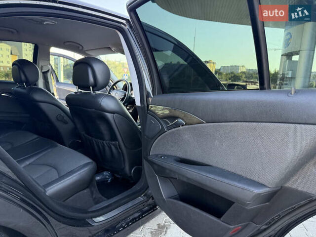 Черный Мерседес Е-Класс, объемом двигателя 2.5 л и пробегом 250 тыс. км за 6450 $, фото 28 на Automoto.ua