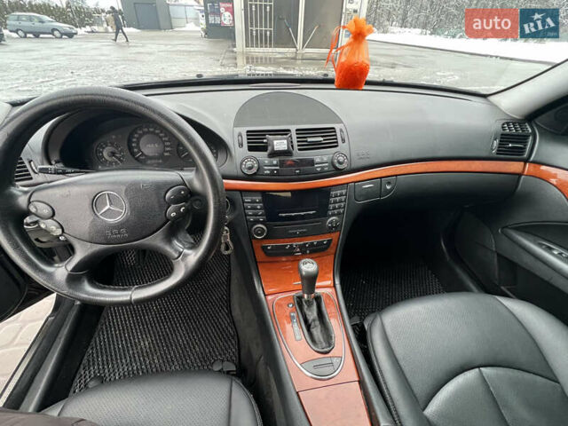 Чорний Мерседес Е-Клас, об'ємом двигуна 2.2 л та пробігом 317 тис. км за 6700 $, фото 24 на Automoto.ua