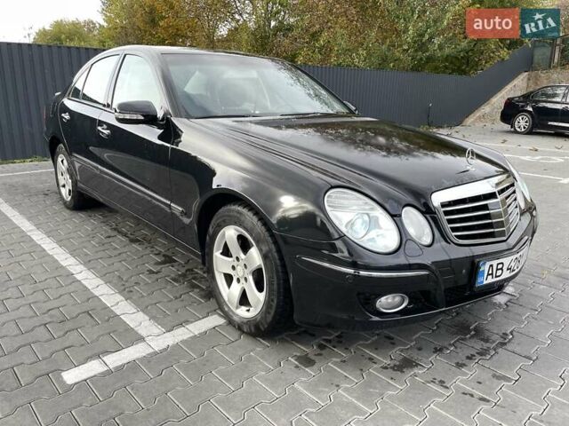 Чорний Мерседес Е-Клас, об'ємом двигуна 3 л та пробігом 183 тис. км за 9300 $, фото 2 на Automoto.ua