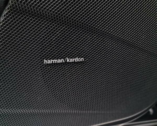 Черный Мерседес Е-Класс, объемом двигателя 2.99 л и пробегом 333 тыс. км за 11599 $, фото 30 на Automoto.ua