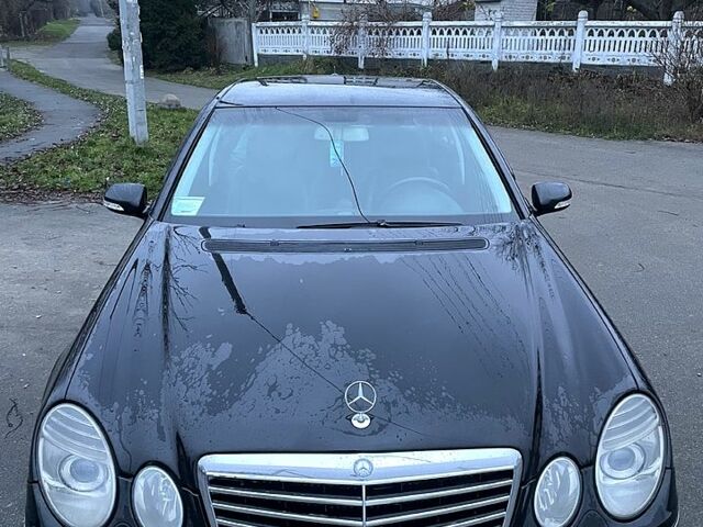 Черный Мерседес Е-Класс, объемом двигателя 3 л и пробегом 320 тыс. км за 9000 $, фото 12 на Automoto.ua