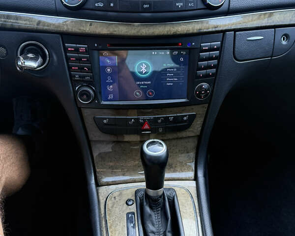Черный Мерседес Е-Класс, объемом двигателя 2.5 л и пробегом 260 тыс. км за 7150 $, фото 29 на Automoto.ua