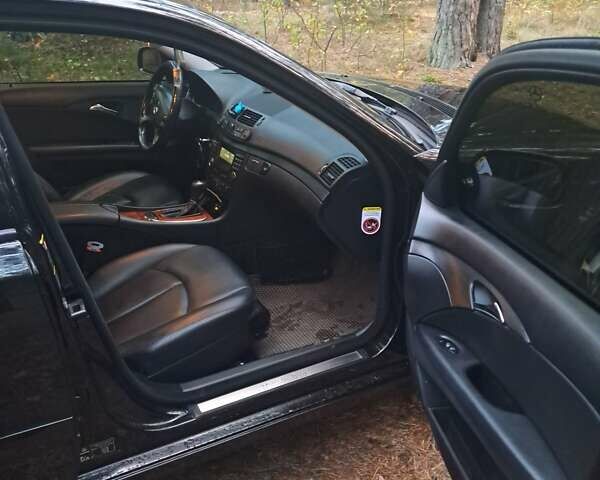Мерседес Е-Класс 2007 в Маневичах на Automoto.ua Черный Мерседес Е-Класс, объемом двигателя 2.2 л и пробегом 340 тыс. км за 8650 $, фото 20 на Automoto.ua