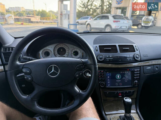 Мерседес Е-Класс 2007 в Хмельницком на Automoto.ua Черный Мерседес Е-Класс, объемом двигателя 2.5 л и пробегом 250 тыс. км за 6499 $, фото 19 на Automoto.ua
