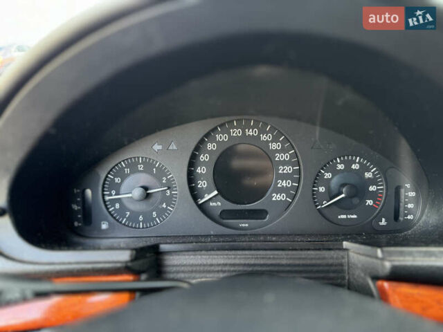 Мерседес Е-Клас 2007 у Івано-Франківську на Automoto.ua Чорний Мерседес Е-Клас, об'ємом двигуна 3 л та пробігом 309 тис. км за 6300 $, фото 17 на Automoto.ua