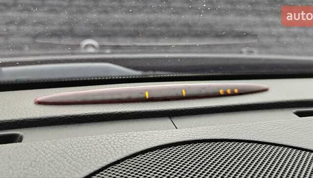 Черный Мерседес Е-Класс, объемом двигателя 2.2 л и пробегом 325 тыс. км за 9900 $, фото 28 на Automoto.ua