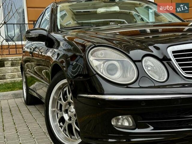 Черный Мерседес Е-Класс, объемом двигателя 2.1 л и пробегом 221 тыс. км за 7800 $, фото 62 на Automoto.ua