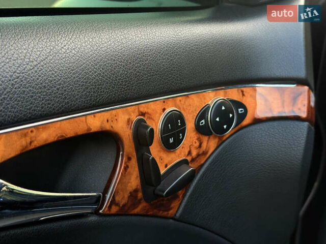 Чорний Мерседес Е-Клас, об'ємом двигуна 3.5 л та пробігом 216 тис. км за 8500 $, фото 18 на Automoto.ua