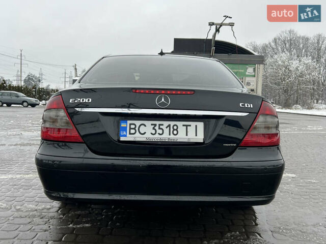 Чорний Мерседес Е-Клас, об'ємом двигуна 2.2 л та пробігом 317 тис. км за 6700 $, фото 6 на Automoto.ua
