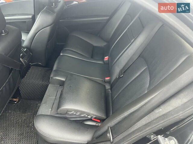 Чорний Мерседес Е-Клас, об'ємом двигуна 2.2 л та пробігом 317 тис. км за 6700 $, фото 19 на Automoto.ua
