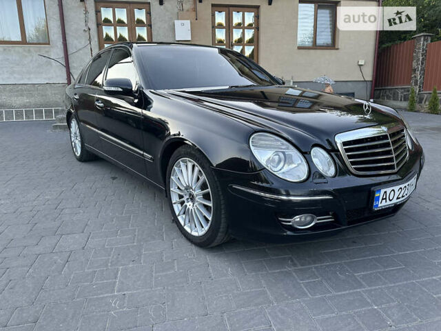 Черный Мерседес Е-Класс, объемом двигателя 2.99 л и пробегом 340 тыс. км за 11000 $, фото 1 на Automoto.ua
