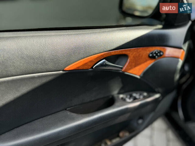 Мерседес Е-Клас 2007 у Івано-Франківську на Automoto.ua Чорний Мерседес Е-Клас, об'ємом двигуна 3 л та пробігом 309 тис. км за 6300 $, фото 13 на Automoto.ua