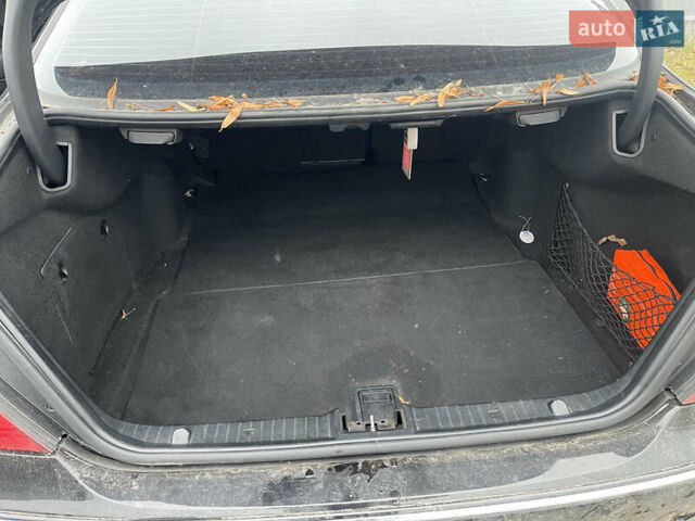 Чорний Мерседес Е-Клас, об'ємом двигуна 2.99 л та пробігом 374 тис. км за 4700 $, фото 9 на Automoto.ua