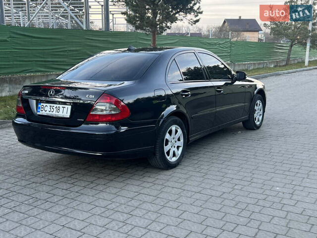 Черный Мерседес Е-Класс, объемом двигателя 2.2 л и пробегом 317 тыс. км за 6700 $, фото 4 на Automoto.ua