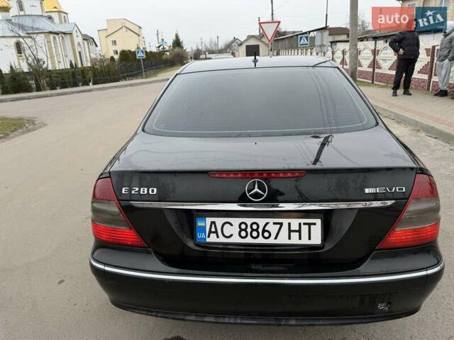 Черный Мерседес Е-Класс, объемом двигателя 2.99 л и пробегом 355 тыс. км за 7500 $, фото 2 на Automoto.ua