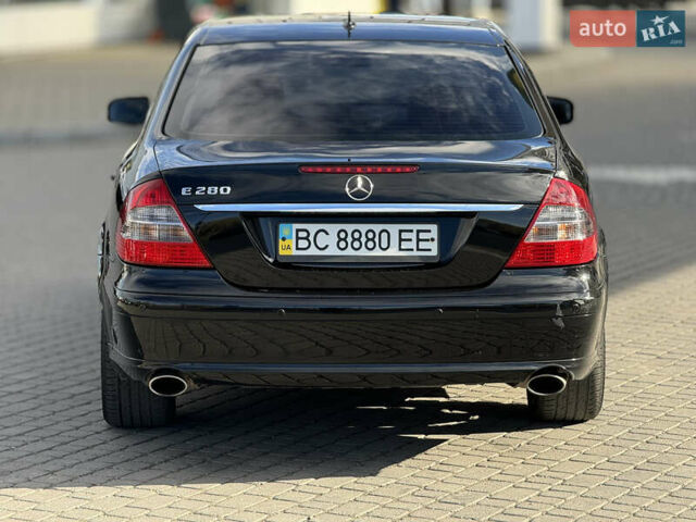 Мерседес Е-Клас 2007 у Івано-Франківську на Automoto.ua Чорний Мерседес Е-Клас, об'ємом двигуна 3 л та пробігом 309 тис. км за 6300 $, фото 5 на Automoto.ua