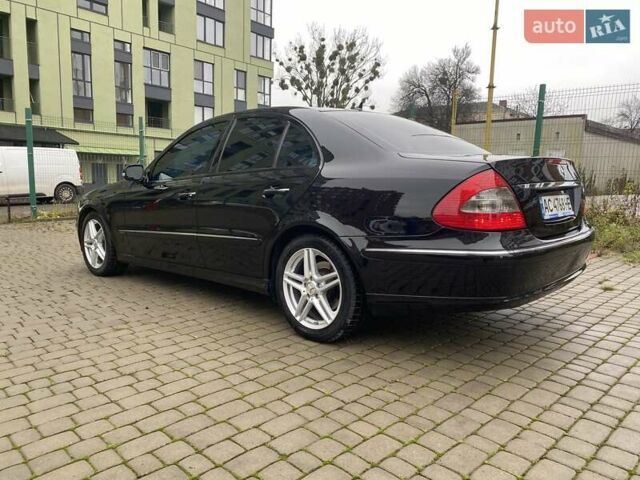 Черный Мерседес Е-Класс, объемом двигателя 3 л и пробегом 351 тыс. км за 9400 $, фото 1 на Automoto.ua