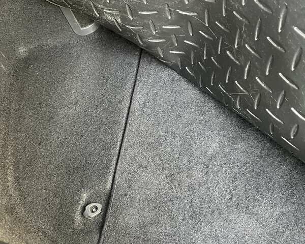 Мерседес Е-Клас 2007 у Одесі на Automoto.ua Чорний Мерседес Е-Клас, об'ємом двигуна 1.8 л та пробігом 273 тис. км за 9200 $, фото 17 на Automoto.ua