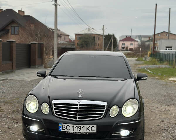 Черный Мерседес Е-Класс, объемом двигателя 2.15 л и пробегом 260 тыс. км за 11777 $, фото 3 на Automoto.ua