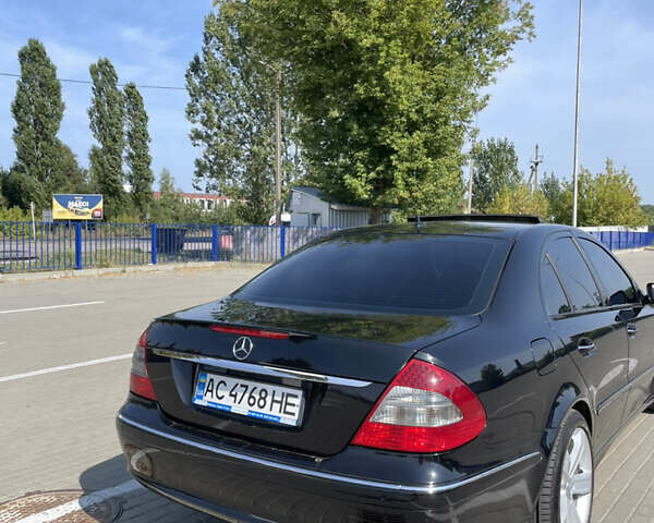 Черный Мерседес Е-Класс, объемом двигателя 3 л и пробегом 344 тыс. км за 9800 $, фото 13 на Automoto.ua