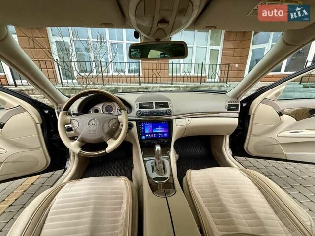 Черный Мерседес Е-Класс, объемом двигателя 2.1 л и пробегом 221 тыс. км за 7800 $, фото 34 на Automoto.ua