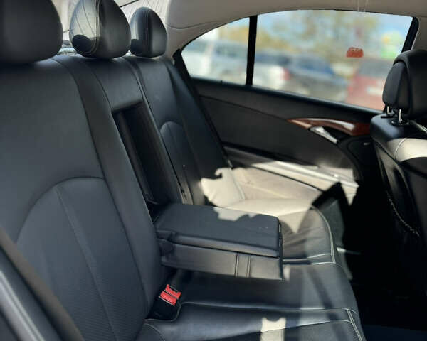 Мерседес Е-Клас 2007 у Івано-Франківську на Automoto.ua Чорний Мерседес Е-Клас, об'ємом двигуна 3 л та пробігом 309 тис. км за 6300 $, фото 19 на Automoto.ua