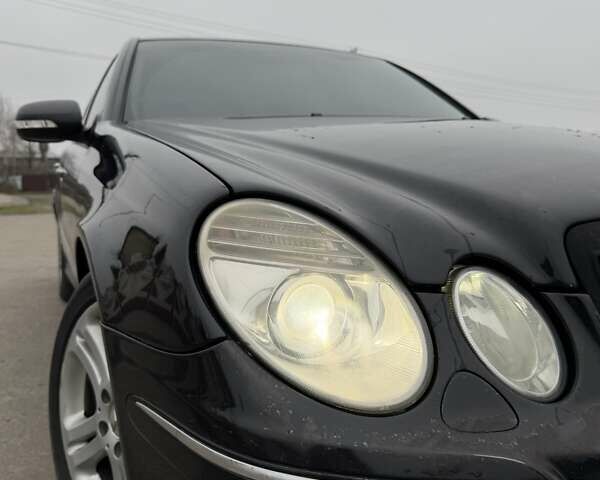 Черный Мерседес Е-Класс, объемом двигателя 2.99 л и пробегом 355 тыс. км за 7500 $, фото 15 на Automoto.ua