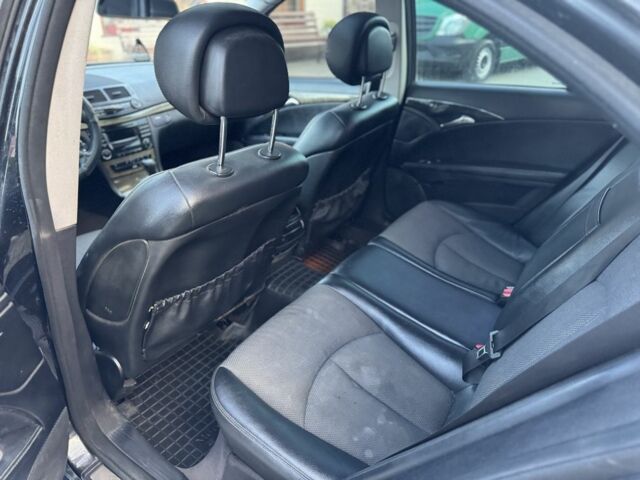 Черный Мерседес Е-Класс, объемом двигателя 2.1 л и пробегом 380 тыс. км за 6700 $, фото 14 на Automoto.ua